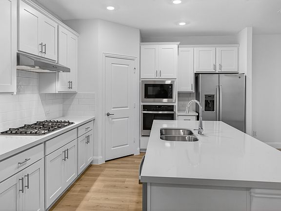 4th image of 1429 Arciones Rd