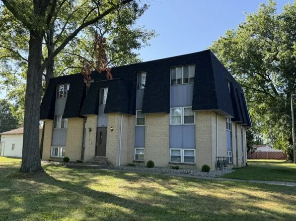 225 Emmet St APT 6, Niles, OH 44446