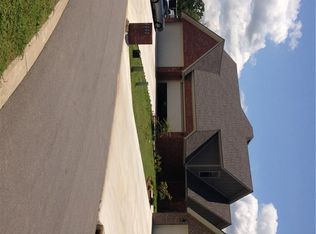 1409 Willowbrook Cir, Fort Smith, AR 72908