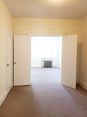 Rented by Astoria Realty | media 13