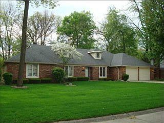 1st image of 4715 Beechmont Dr