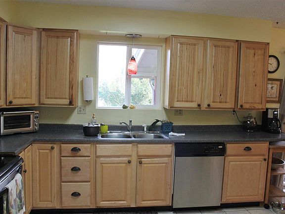 4th image of 2740 Mulberry Ln