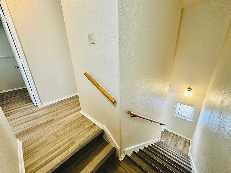 8814 Schick Rd — Photo 17
