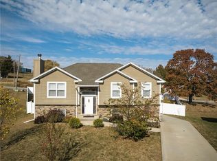 445 Redbud Ct, Warrensburg, MO 64093