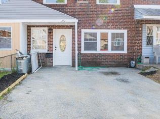 212 Glencove Dr, Darby, PA 19023