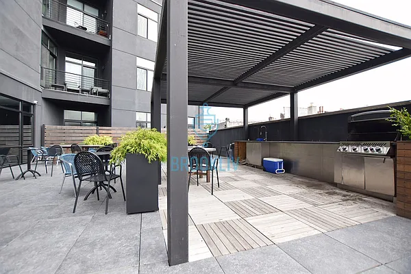 Rented by null | media 49