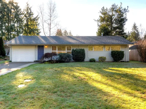 6304 222nd St SW, Mountlake Terrace, WA 98043