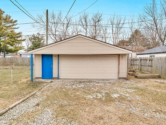 4th image of 1425 Edgecombe Ave