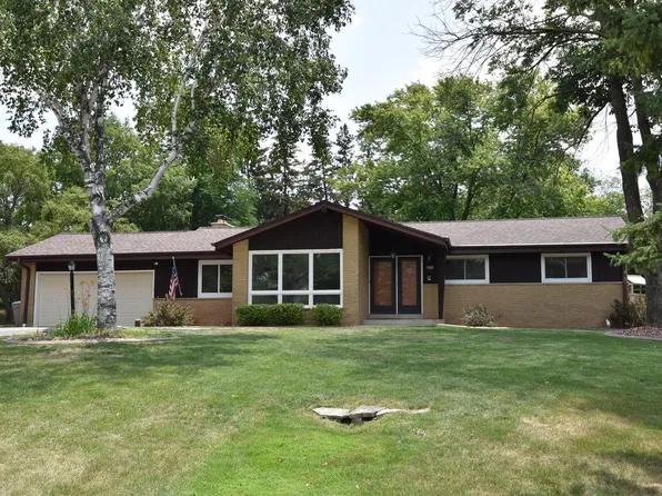 4450 Acre View COURT, Brookfield, WI 53005