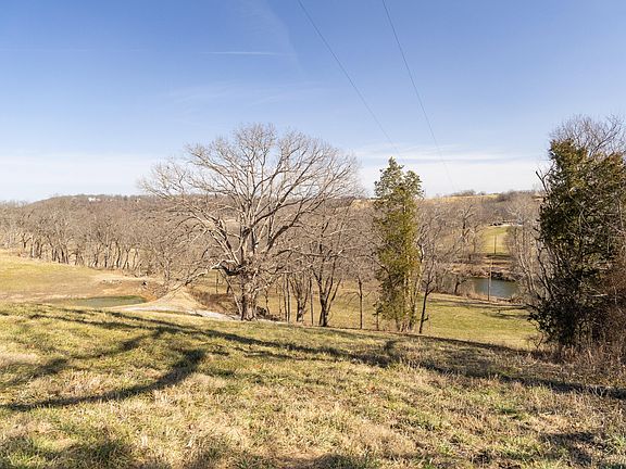 4th image of 1029 Riverview Road