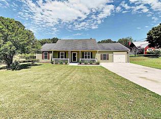 543 White Pines Dr, Dallas, GA 30157