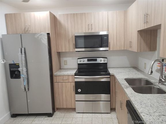 3rd image of 11905 NE 2nd Ave #C114