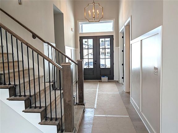 3rd image of 17008 Hayes St