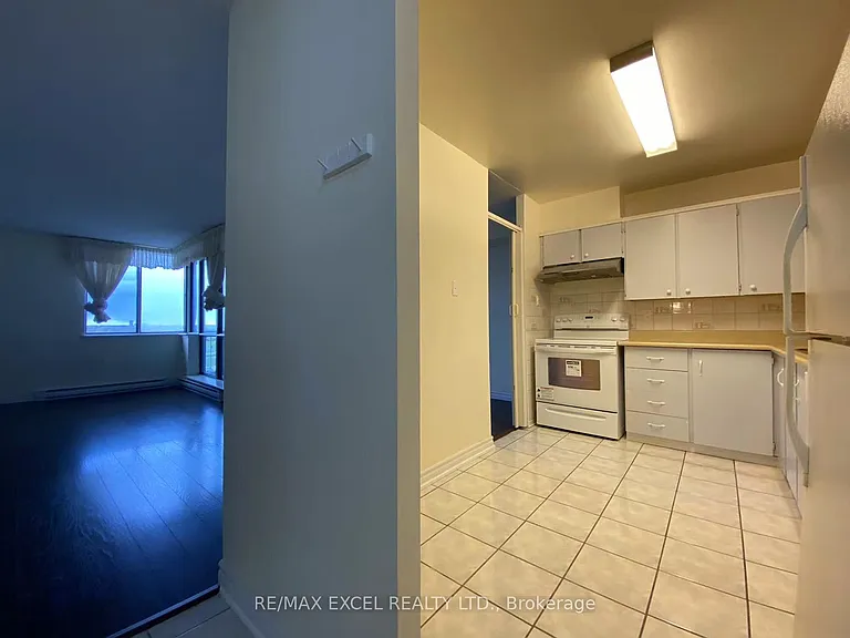 2500 Bridletowne Cir #907 — Photo 25