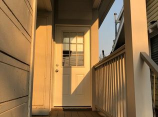 5814 Shattuck Ave #A, Oakland, CA 94609