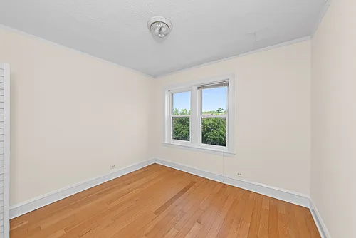 2347 W Fullerton Ave #3 Photo 1