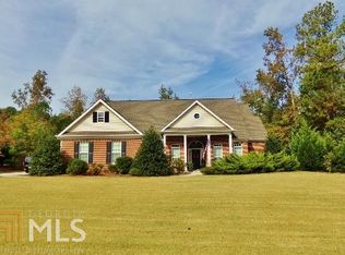 264 Sweet Bay Dr, Sharpsburg, GA 30277
