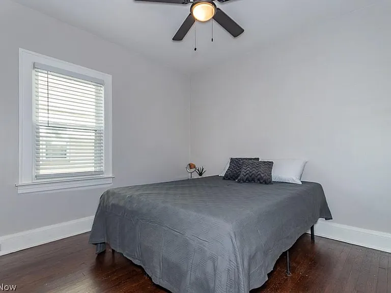 10705 Saint Mark Ave — Photo 27