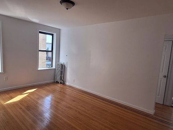 3rd image of 86-30 98th St APT 2H