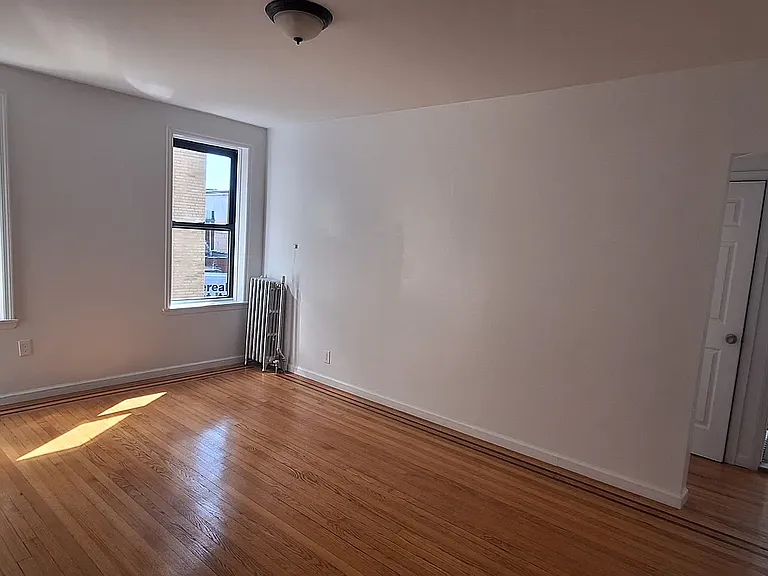 86-30 98th St #2H — Photo 3