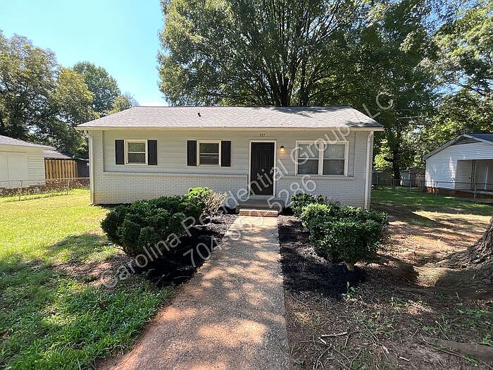 1st image of 517 N Miller Ave