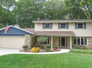4995 W Fairy Chasm Ct, Brown Deer, WI 53223