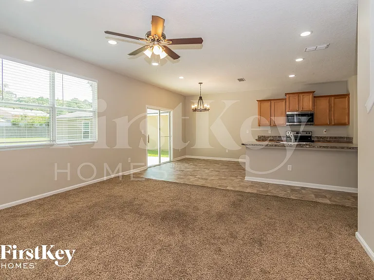 8058 Brothers Walk Ln — Photo 2