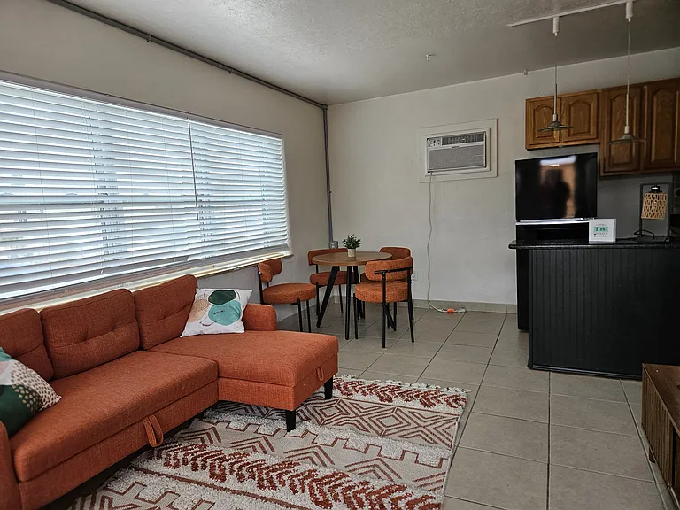 13733 Gulf Blvd #8 — Photo 2