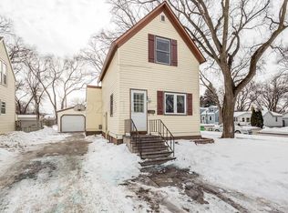 1542 9th Ave S, Fargo, ND 58103