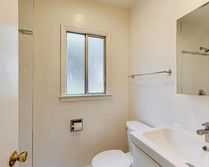 5471 Vicente Way — Photo 6