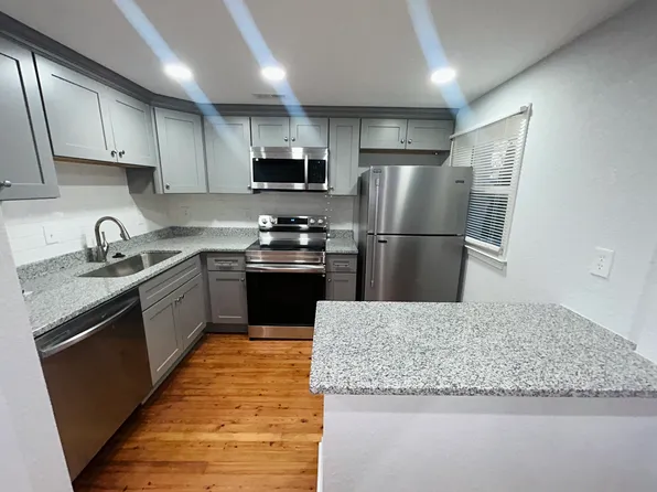 1347 W 41st St, Norfolk, VA 23508