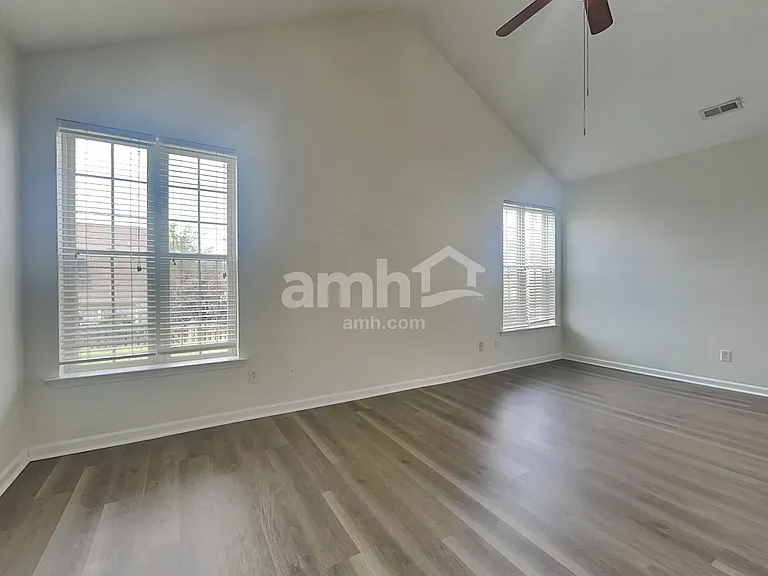 28 Smokehouse Dr — Photo 8