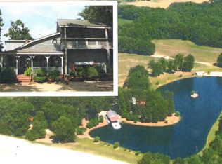 879 Shady Grove Rd, Mount Olive, NC 28365