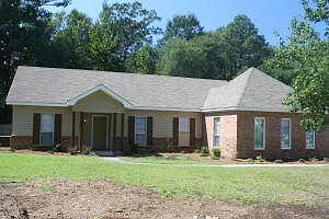 1st image of 108 Elaine Cir