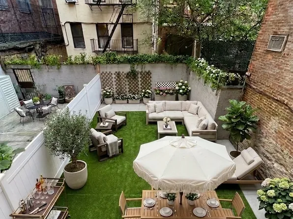 333 East 95th Street image 1 of 18