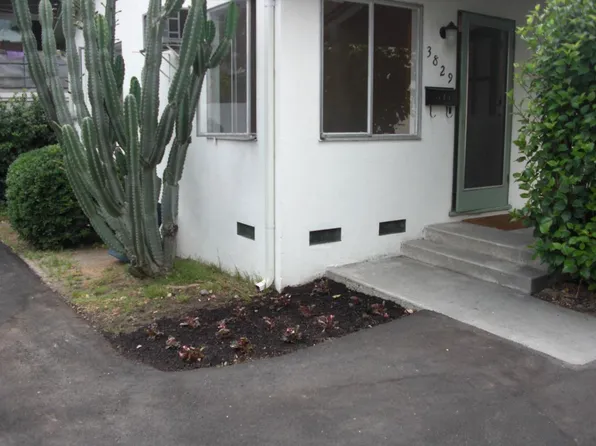 (undisclosed Address), Montrose, CA 91020