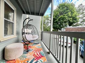 25 Hart St, Brookline, MA