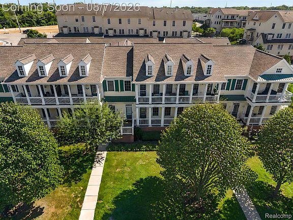 2nd image of 300 Beverly Ave