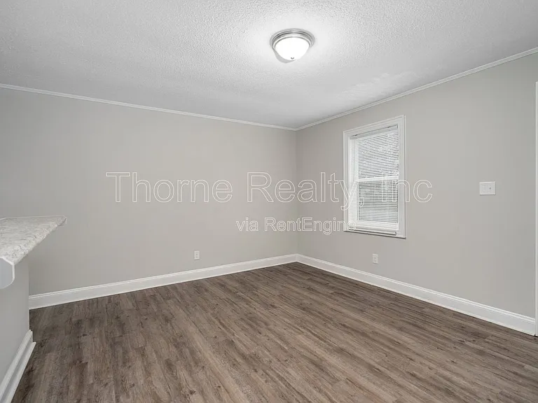 725 Atlantic Ave — Photo 3