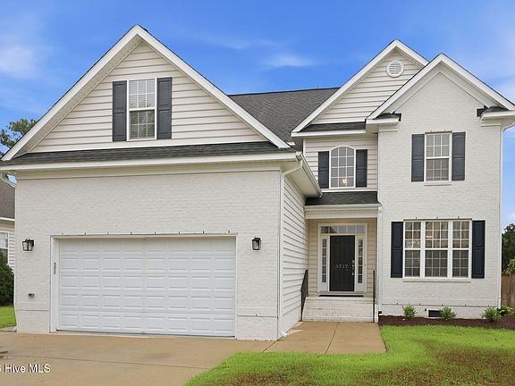3rd image of 3717 Ashcroft Drive