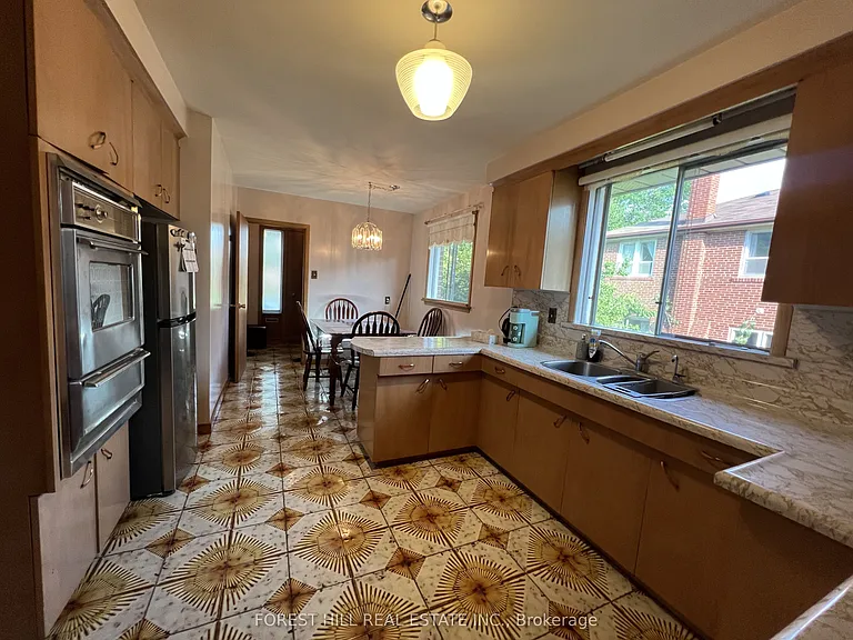 444 Longmore St #MAIN — Photo 8