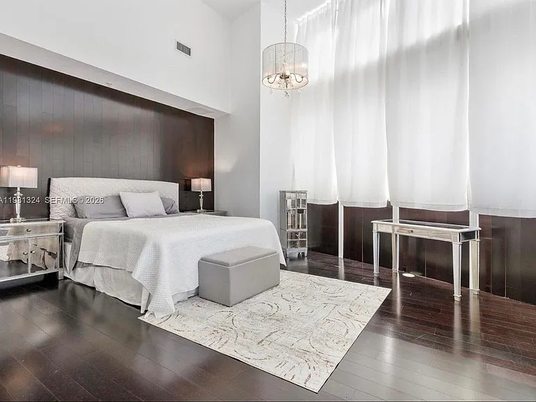 18101 Collins Ave #401 — Photo 18