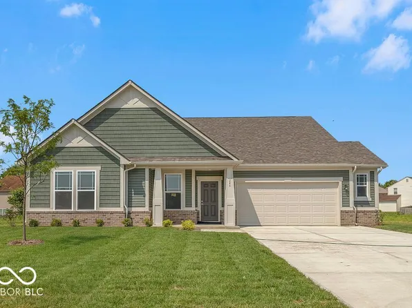 284 N Bur Oak Dr, Mooresville, IN 46158