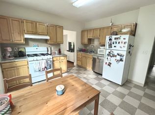 77 Kinnaird St #2T, Cambridge, MA 02139