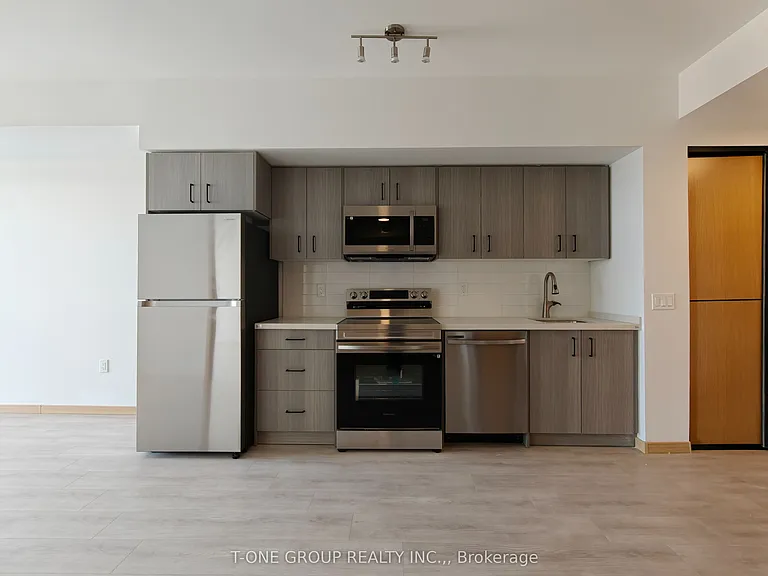 3429 Sheppard Ave E #1010 — Photo 2