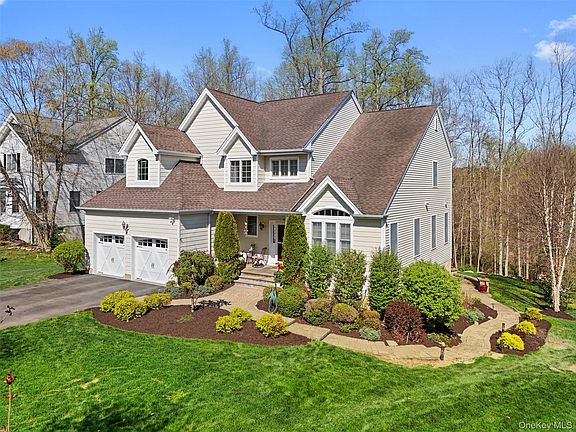 3rd image of 70 Travis Road