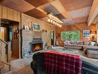 109 Fremont Rd, Lake Arrowhead, CA, 92352