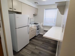 6709 N California Ave #GN, Chicago, IL 60645