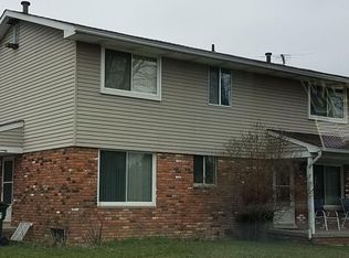 470 Barker Rd, Whitmore Lake, MI 48189