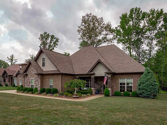 3rd image of 2930 Prince Dr